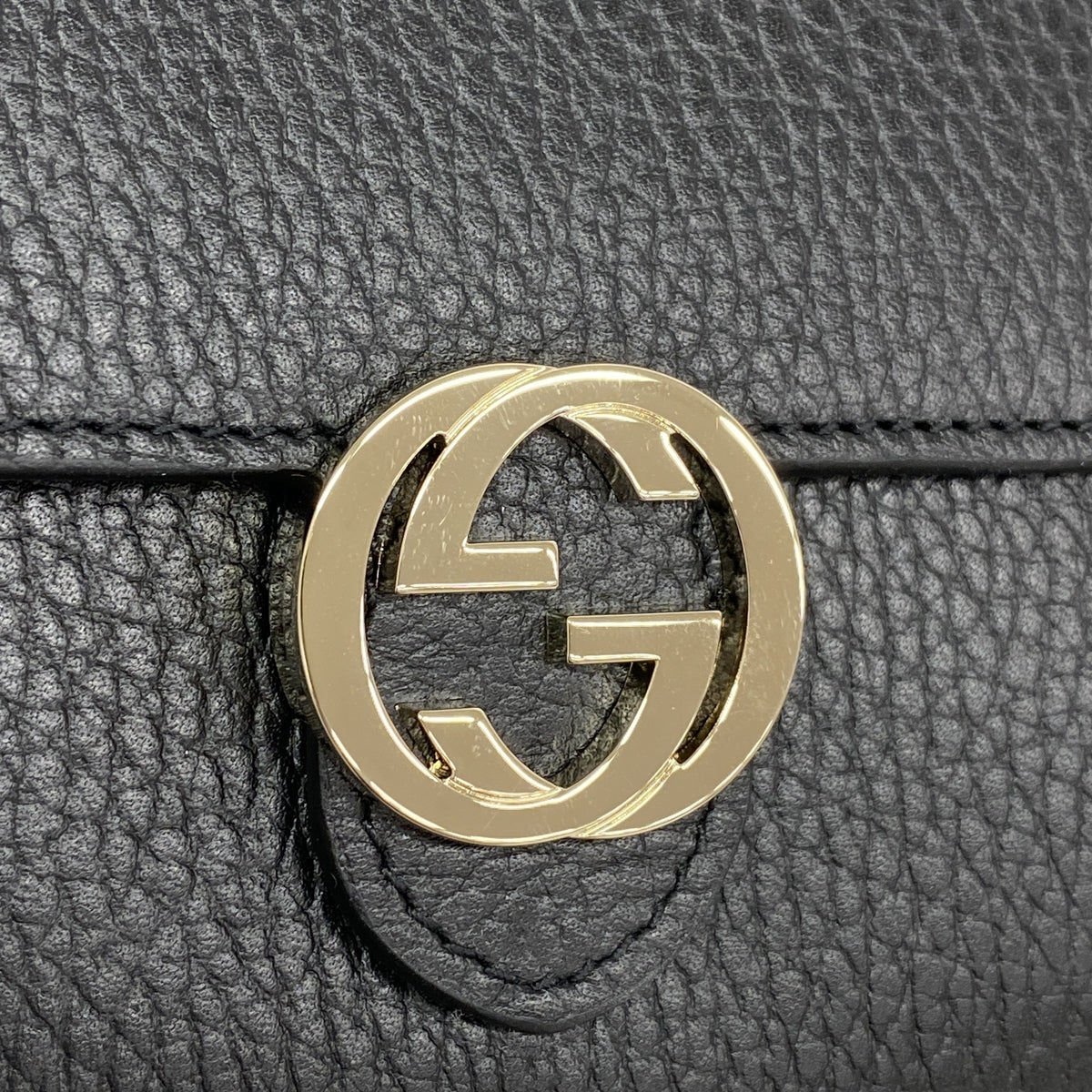 【6he5643】グッチ 長財布 インターロッキングG 598166 レザー ブラック シャンパンゴールド金具【中古】レディース