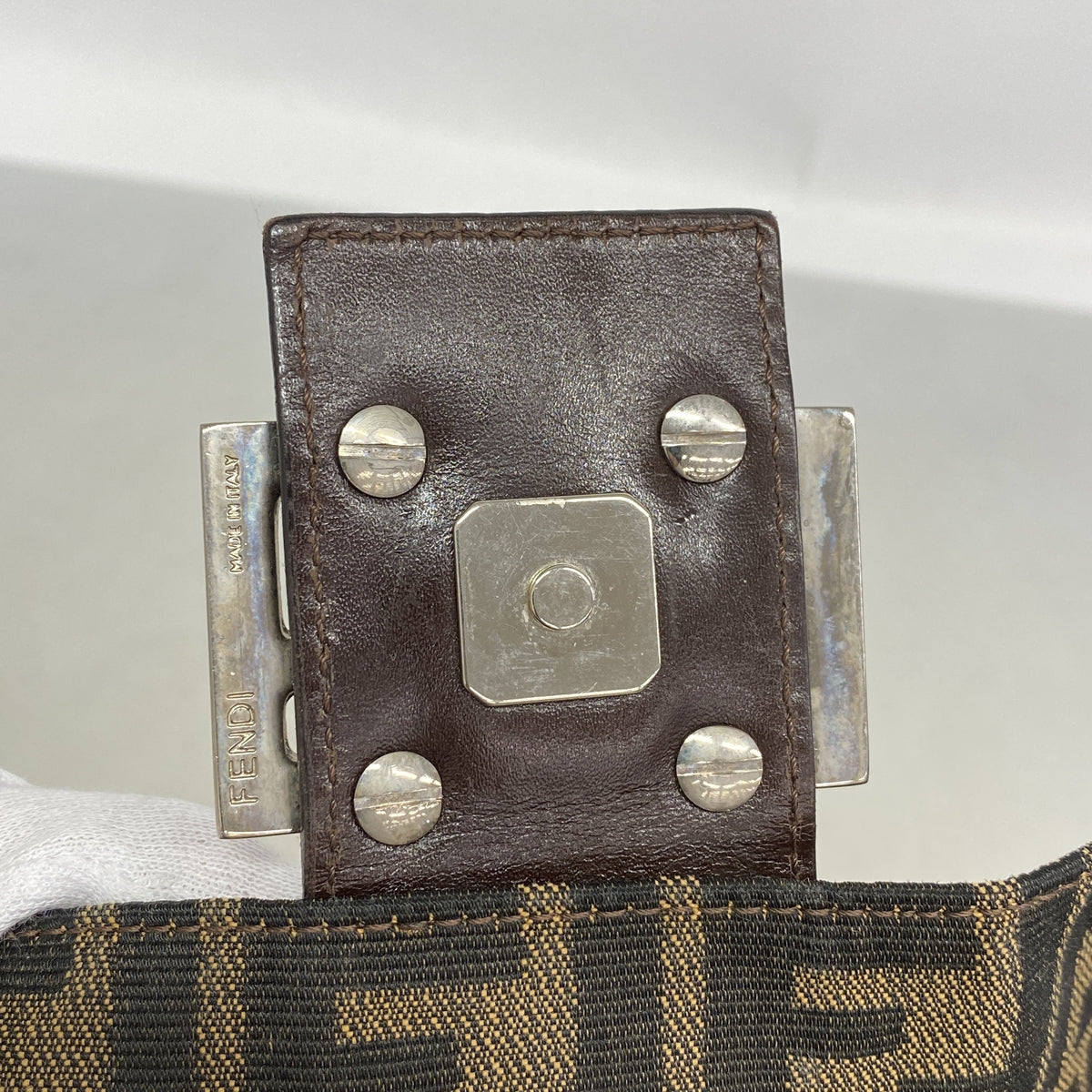 【6he5646】フェンディ ハンドバッグ ズッカ マンマバケット ナイロンキャンバス ブラウン シルバー金具【中古】レディース
