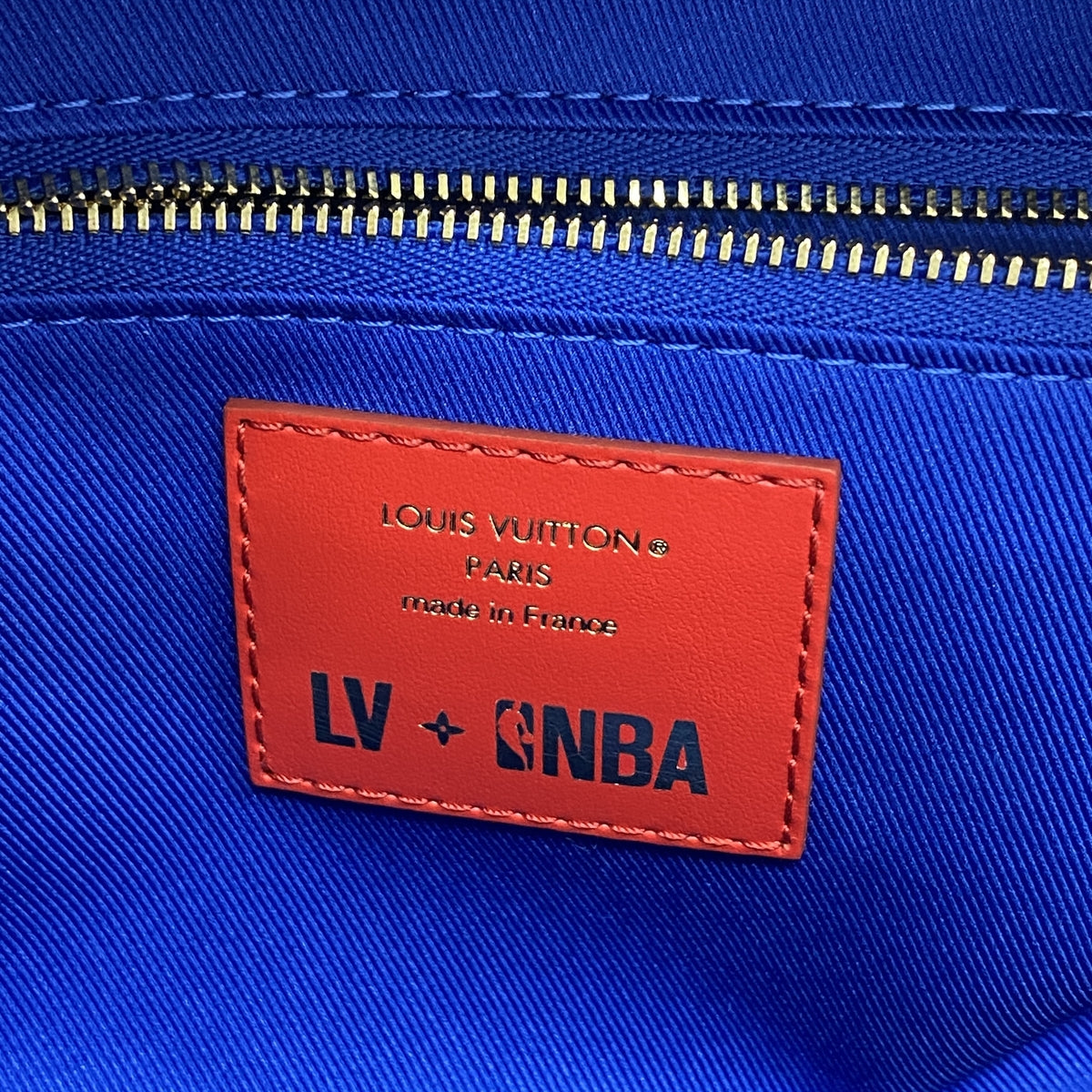 【6he5652】ルイヴィトン クラッチバッグ モノグラム NBAコラボ クロークルームドロップキット M45588 ブラウン【中古】メンズ