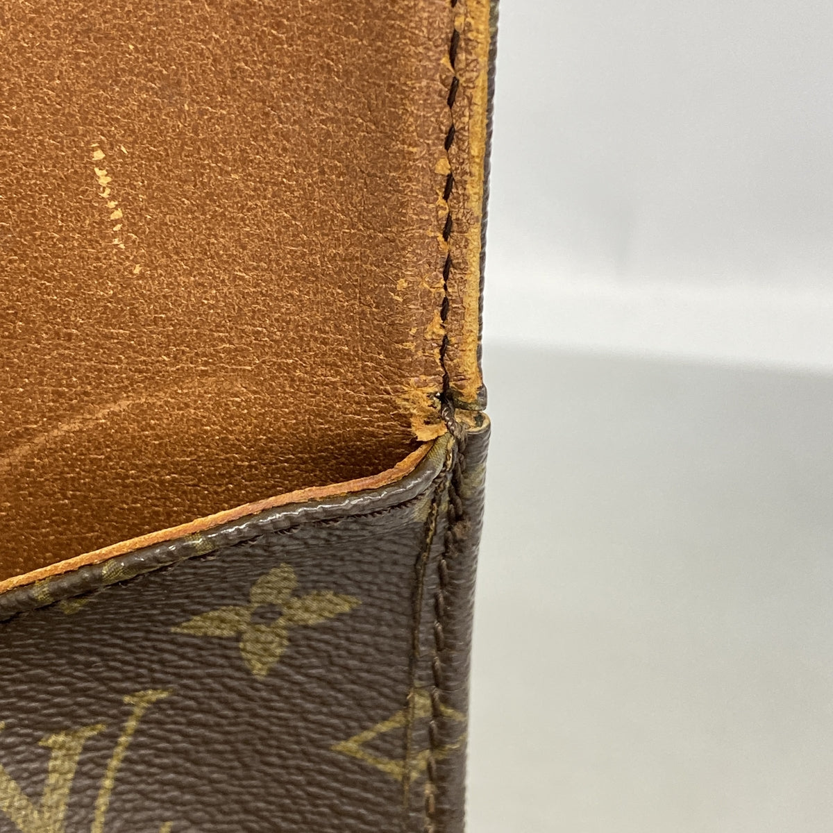 【6he5668】ルイヴィトン ショルダーバッグ モノグラム カルトシエールMM M51253 ブラウン【中古】レディース