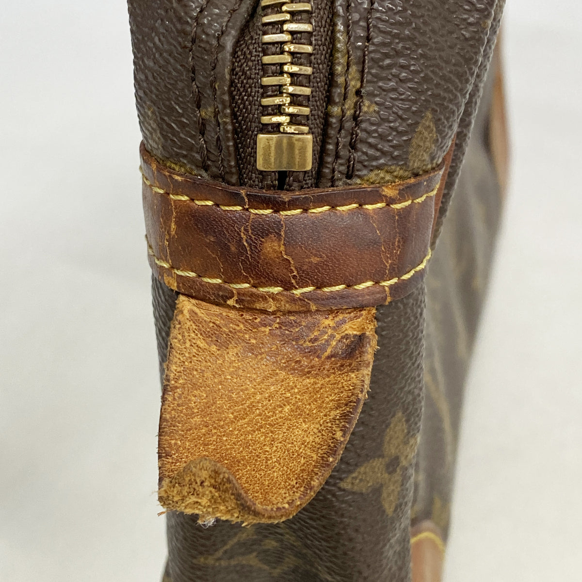 【6he5681】ルイヴィトン クラッチバッグ モノグラム コンピエーニュ28 M51845 ブラウン【中古】メンズ