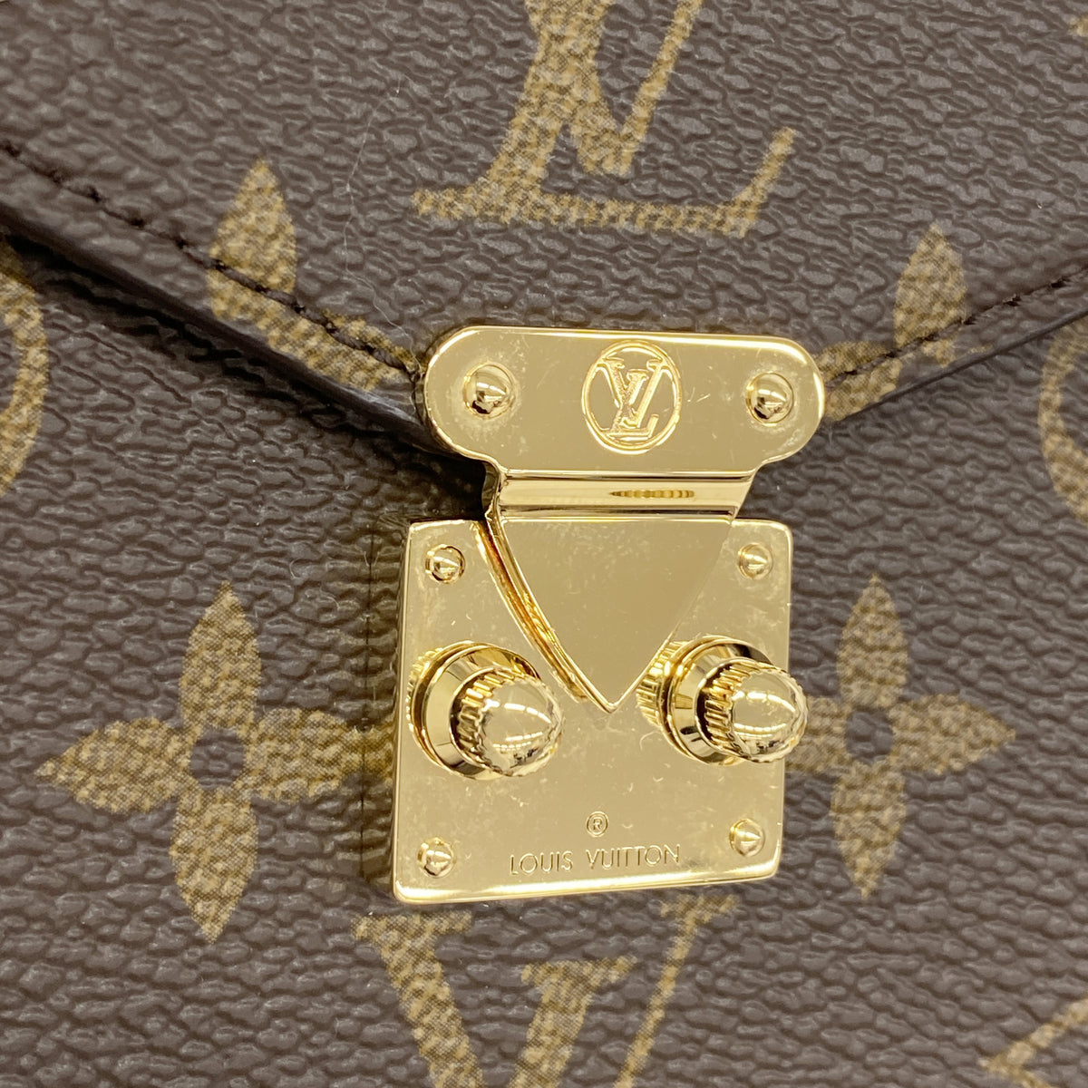 【6he5690】ルイヴィトン ショルダーバッグ モノグラム フォンポーチメティス M13572 ブラウン【中古】レディース