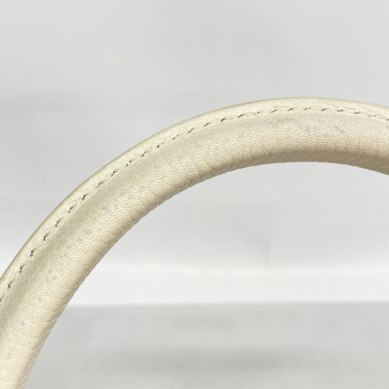 【6he5692】ルイヴィトン ハンドバッグ トリヨン カプシーヌPM M54264 ホワイト【中古】レディース