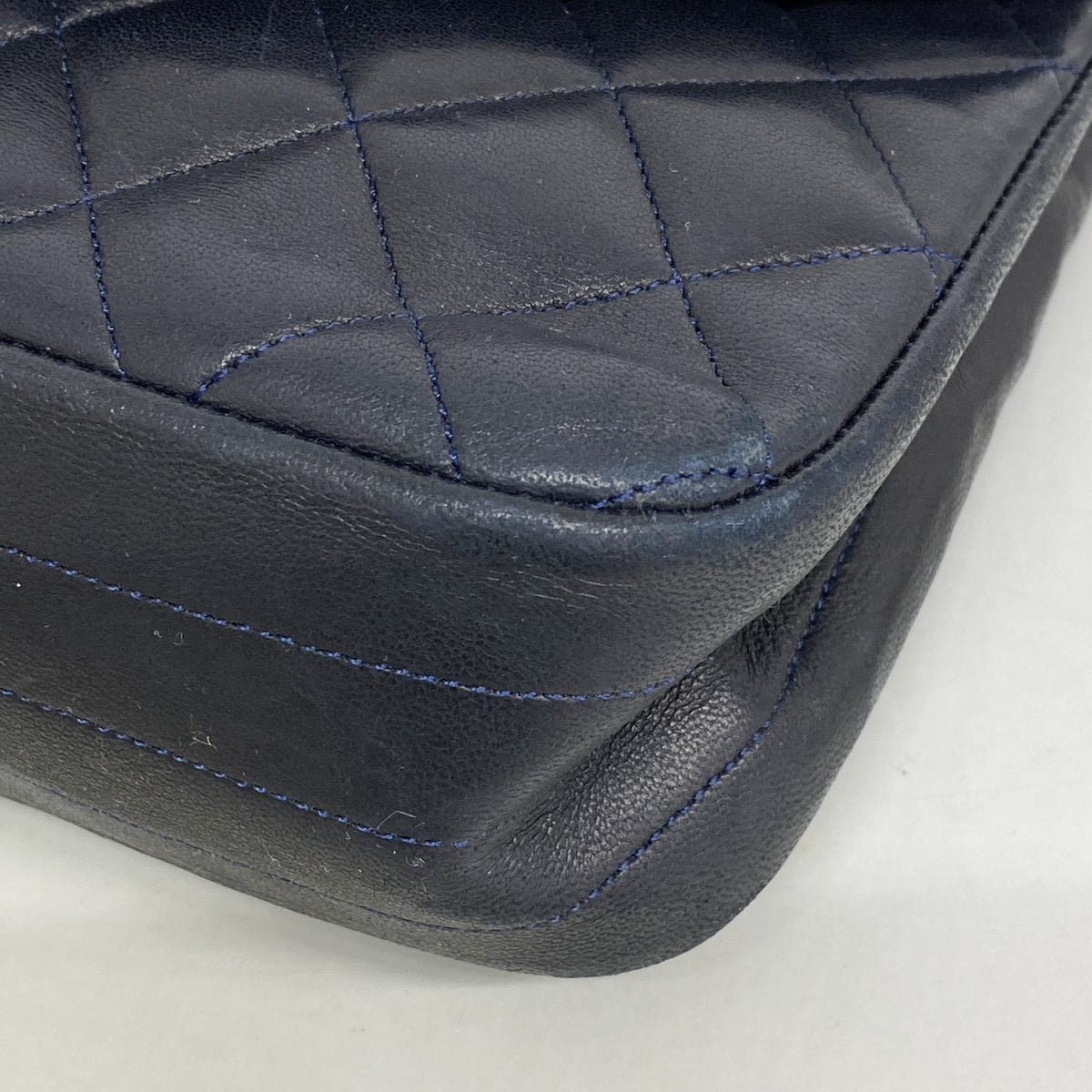 【6he5715】シャネル ショルダーバッグ マトラッセ チェーンショルダー ラムスキン ブラック ゴールド金具【中古】レディース