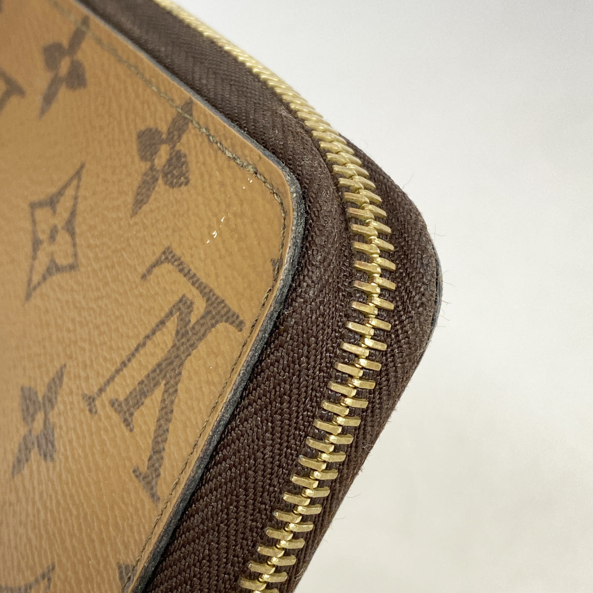 【6he5726】ルイヴィトン 長財布 モノグラム・リバース ジッピーウォレット M82444 ブラウン【中古】レディース