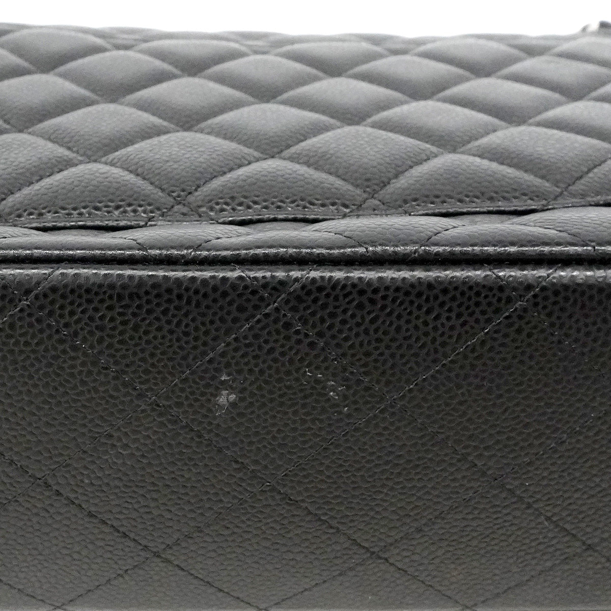 【6he5738】シャネル ショルダーバッグ デカマトラッセ Wフラップ Wチェーン キャビアスキン ブラック シルバー金具【中古】レディース
