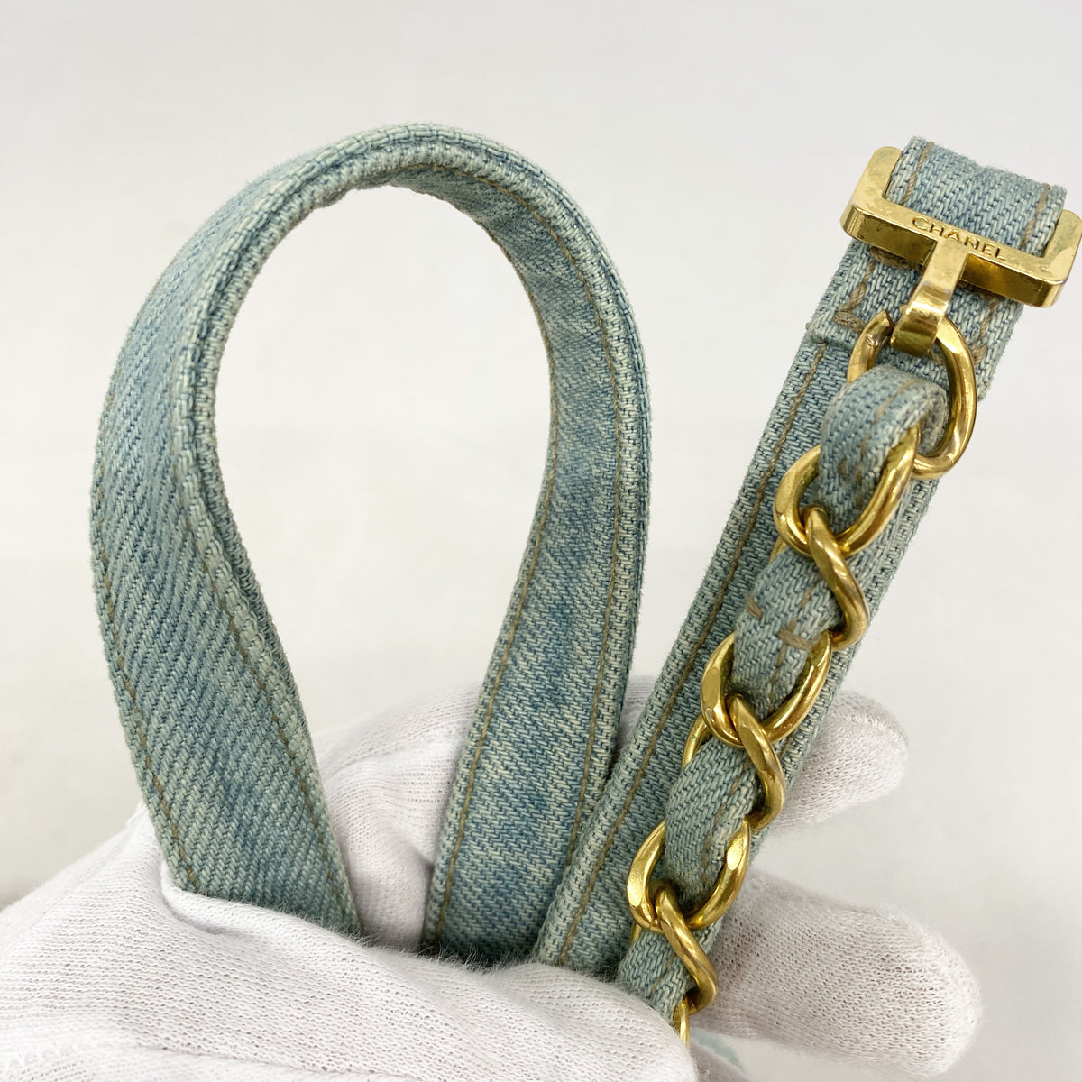 【6he5746-k】シャネル リュック・デイパック マトラッセ デニム ブルー ゴールド金具【中古】レディース