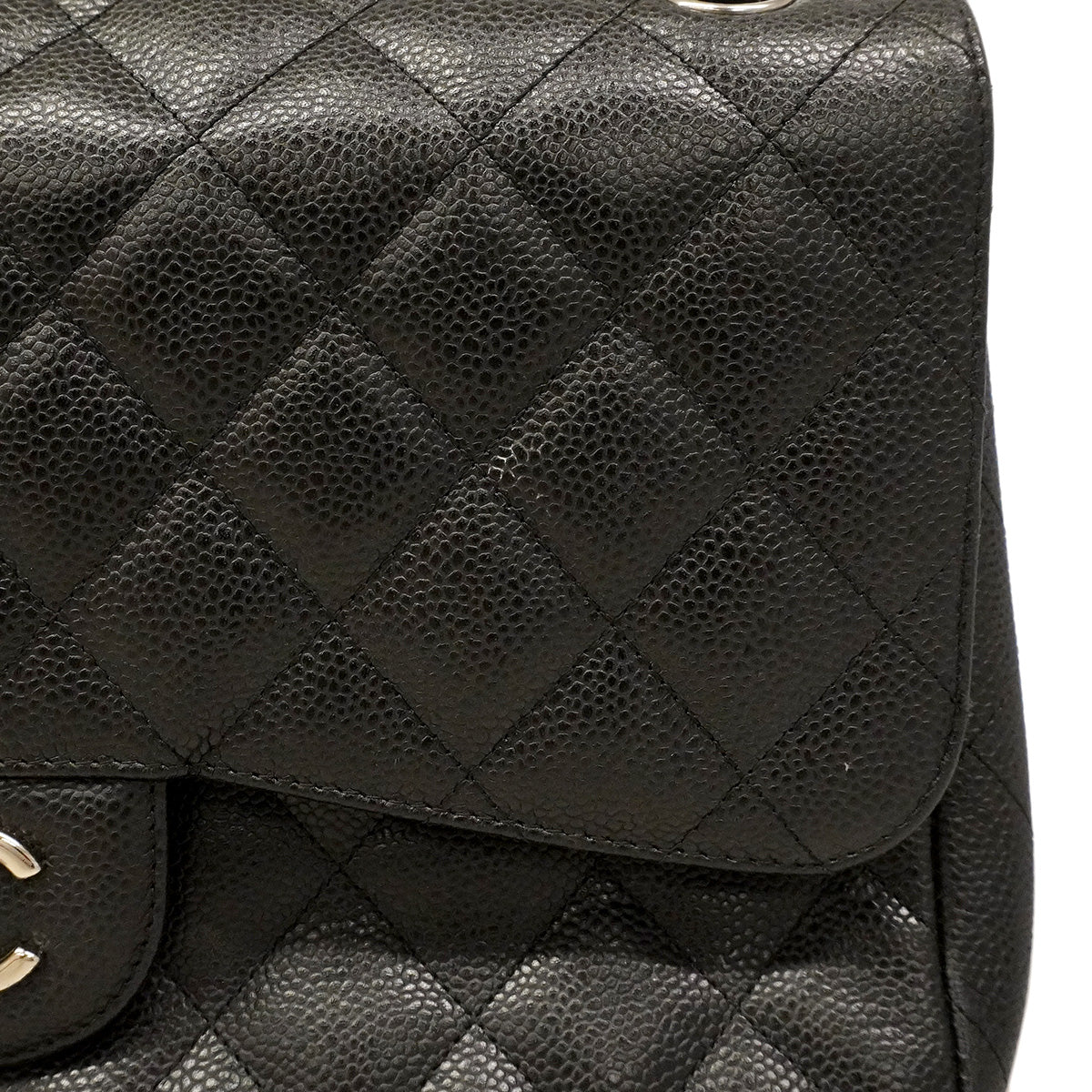 【6he5752】シャネル ショルダーバッグ デカマトラッセ Wフラップ Wチェーン キャビアスキン ブラック シルバー金具【中古】レディース