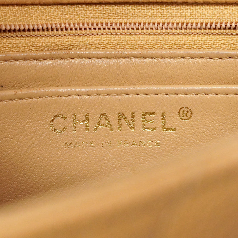 【6he5758】シャネル ショルダーバッグ ミニマトラッセ チェーンショルダー キャビアスキン ベージュ ゴールド金具【中古】レディース