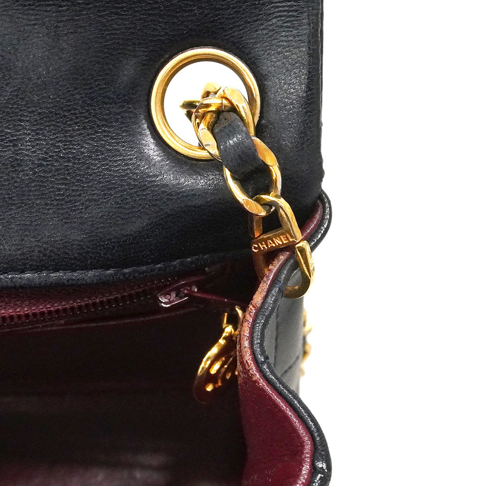 【6he5759】シャネル ショルダーバッグ ミニマトラッセ チェーンショルダー ラムスキン ブラック ゴールド金具【中古】レディース