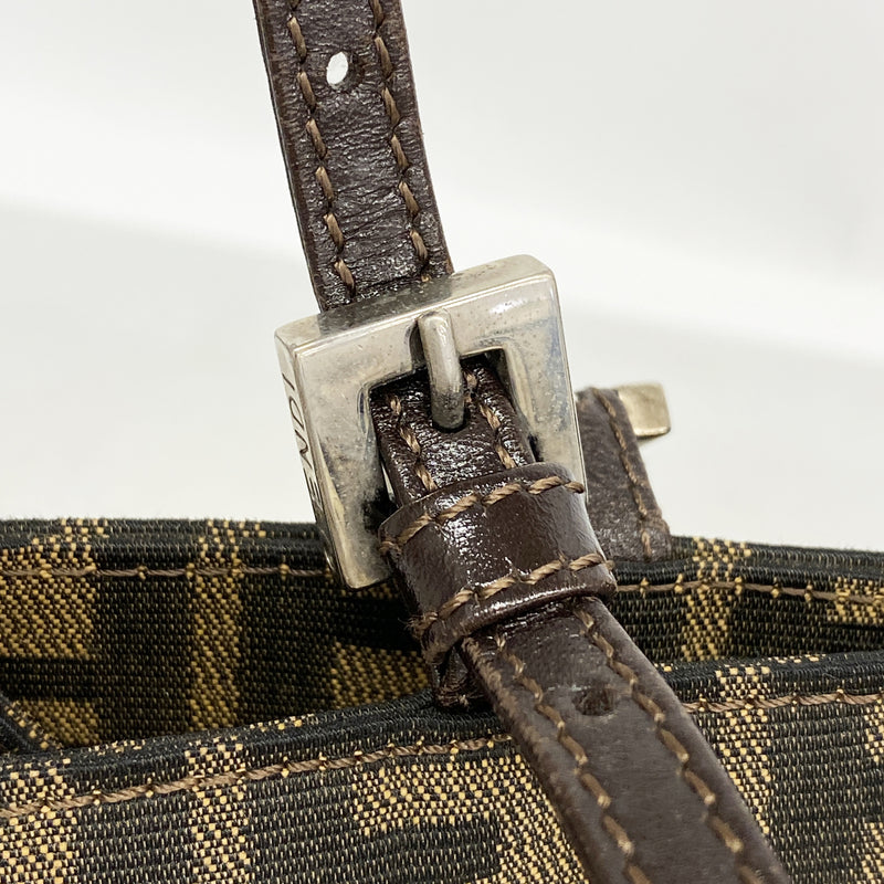 【6he5776】フェンディ トートバッグ ズッカ ナイロンキャンバス ブラウン シルバー金具【中古】レディース