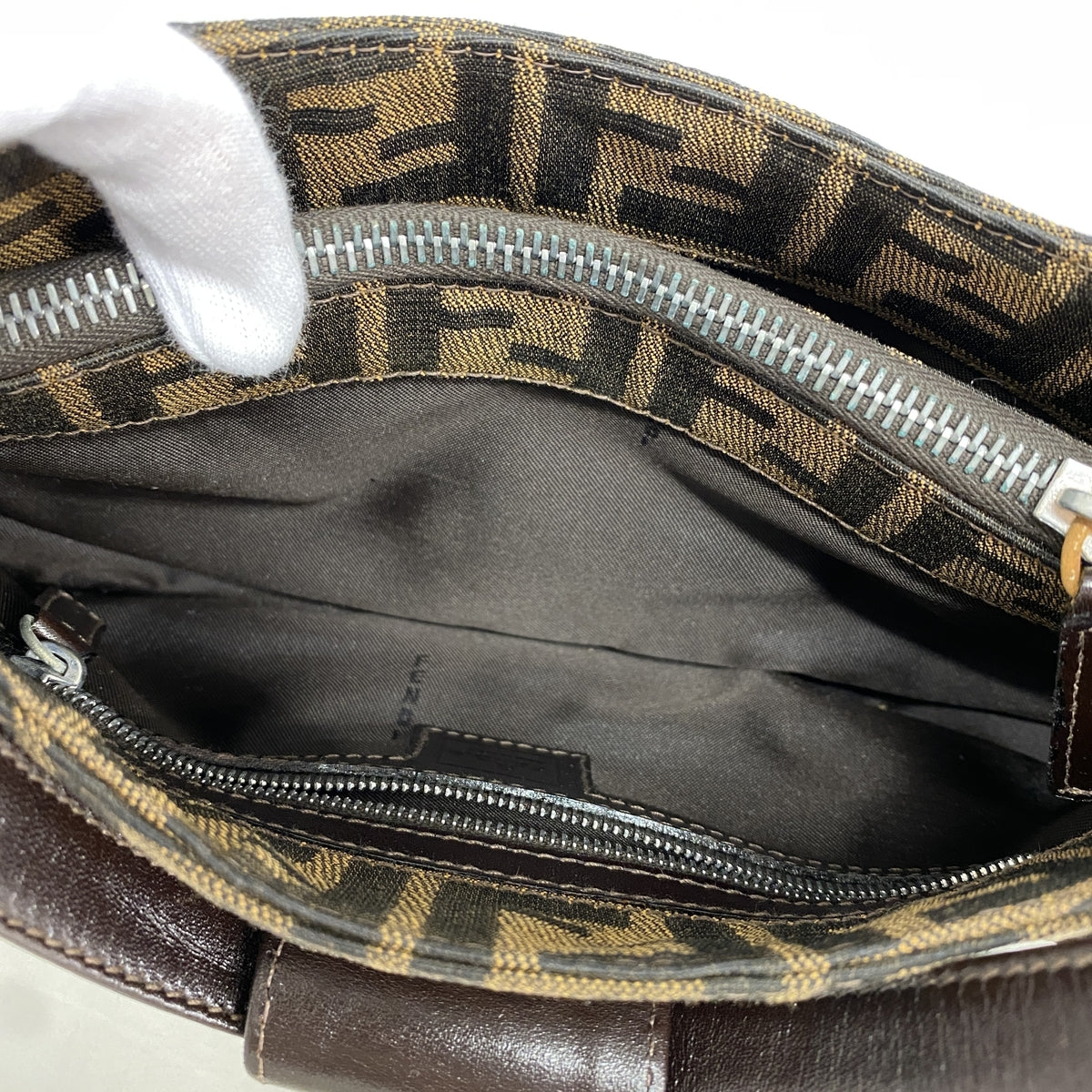 【6he5777】フェンディ ハンドバッグ ズッカ ナイロンキャンバス ブラウン シルバー金具【中古】レディース
