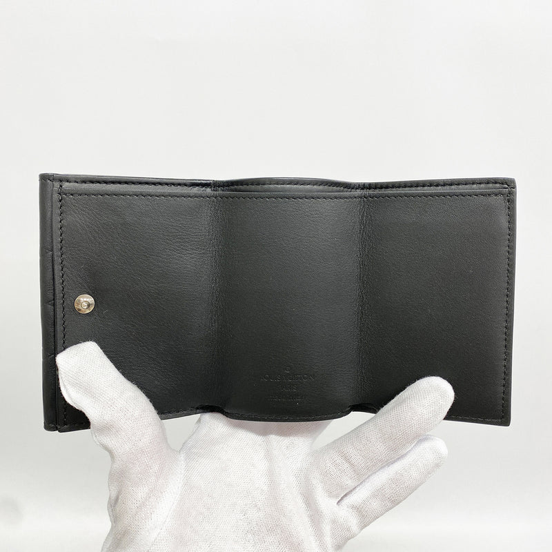 【6he5785】ルイヴィトン 三つ折り財布 モノグラム・シャドウ ディスカバリーコンパクトウォレット M67631 ブラック【中古】メンズ