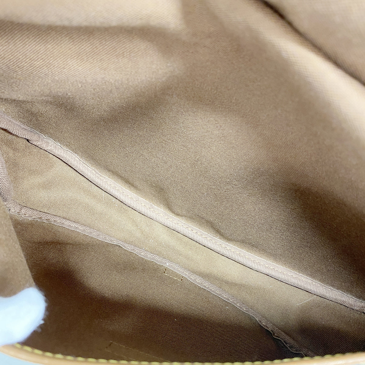 【6he5793】ルイヴィトン ショルダーバッグ モノグラム ソミュール30 M42256 ブラウン【中古】レディース