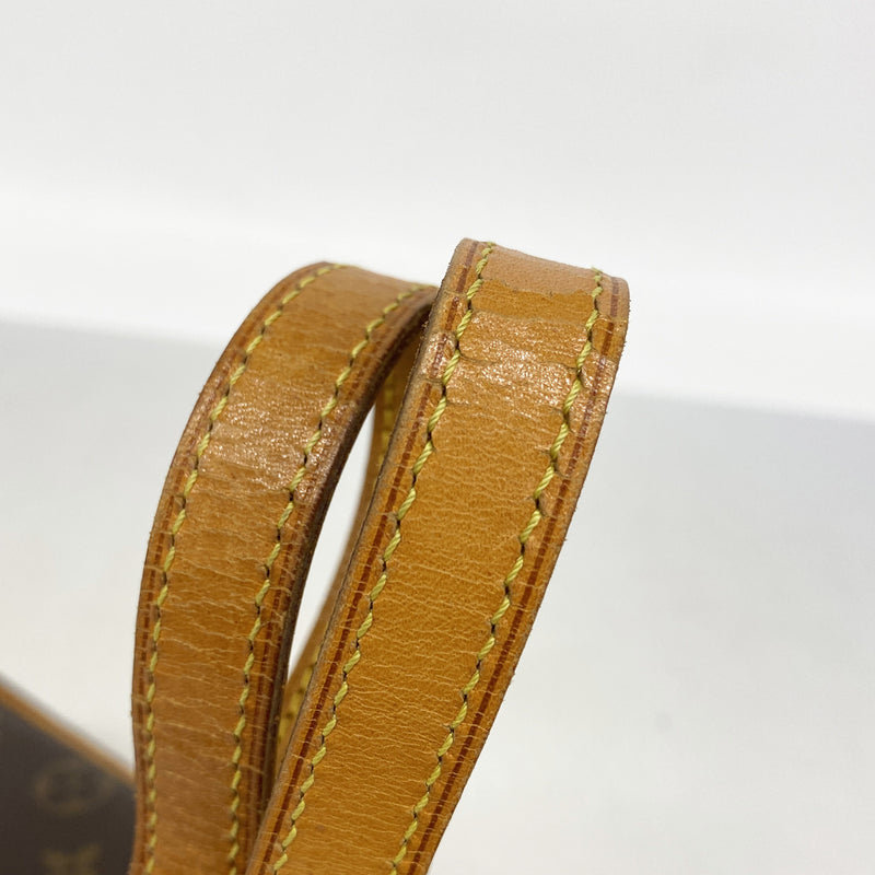 【6he5815】ルイヴィトン ショルダーバッグ モノグラム トロカデロ30 M51272 ブラウン【中古】レディース