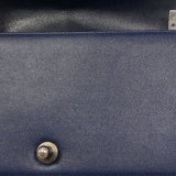 【6he5837-e】シャネル ショルダーバッグ Vステッチ チェーンショルダー キャビアスキン ネイビー シルバー金具【中古】レディース