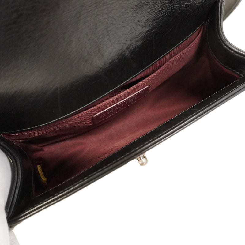 【6he5839-e】シャネル ショルダーバッグ ボーイシャネル チェーンショルダー カーフ ブラック シルバー金具【中古】レディース