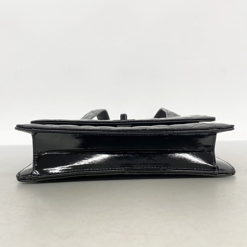 【6he5843】シャネル ショルダーバッグ マトラッセ パテントレザー ブラック シルバー金具【中古】レディース