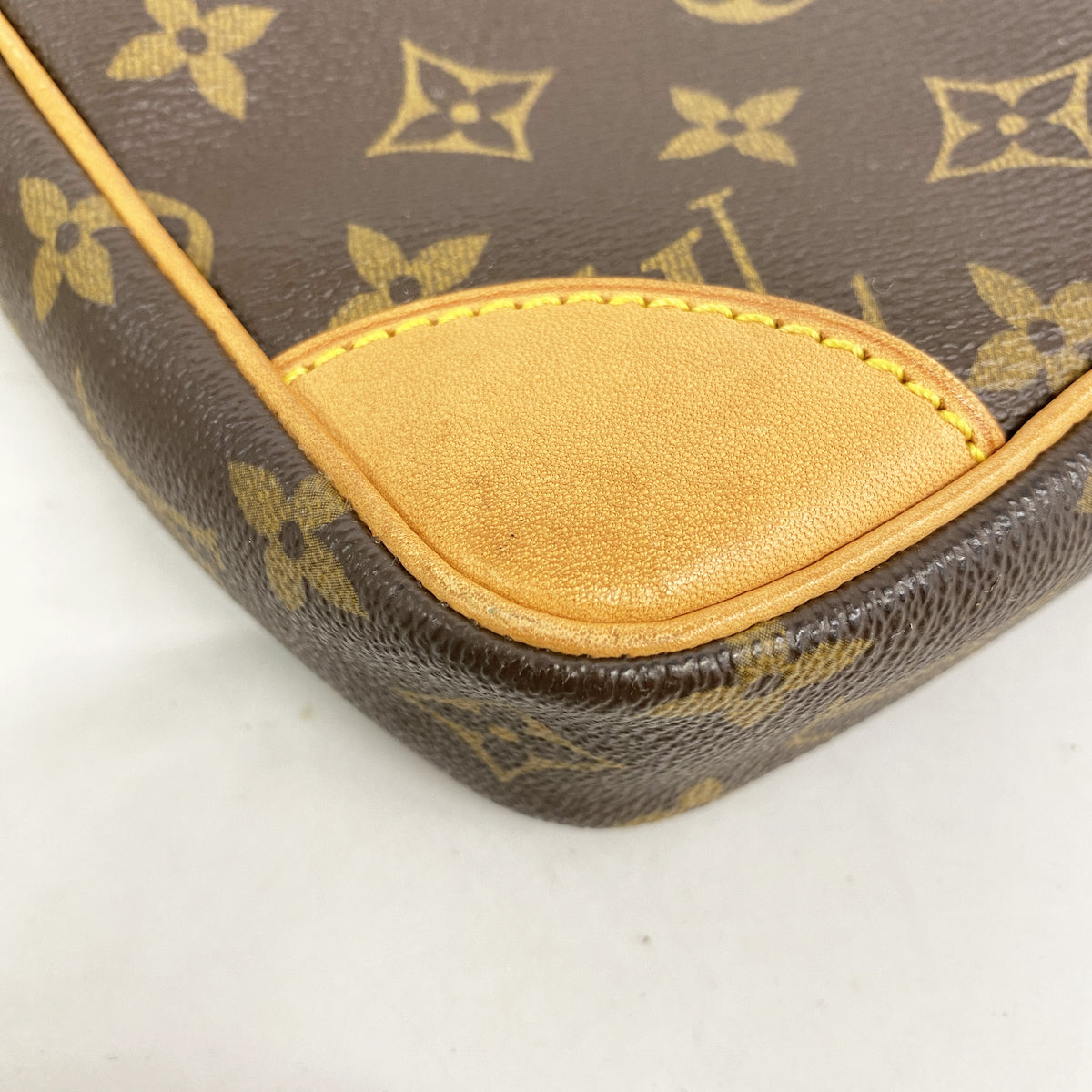 【6he5850】ルイヴィトン ショルダーバッグ モノグラム ダヌーブ M45266 ブラウン【中古】レディース