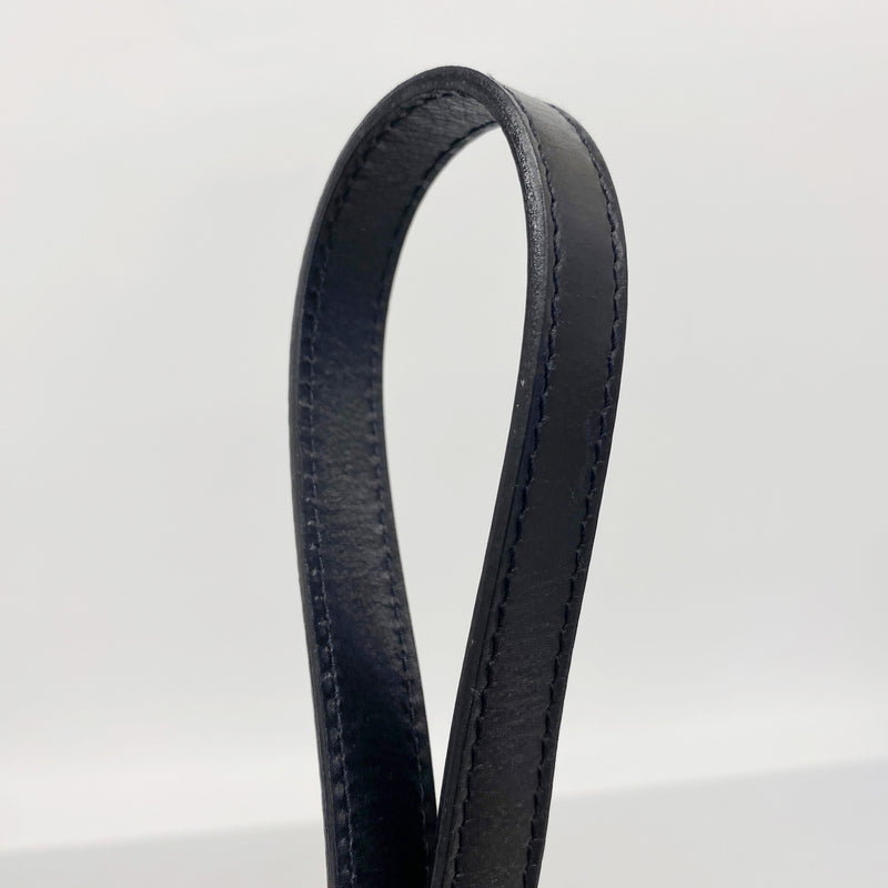 【6he5854】サルヴァトーレフェラガモ ハンドバッグ ヴァラ レザー ブラック ゴールド金具 2wayバッグ【中古】レディース