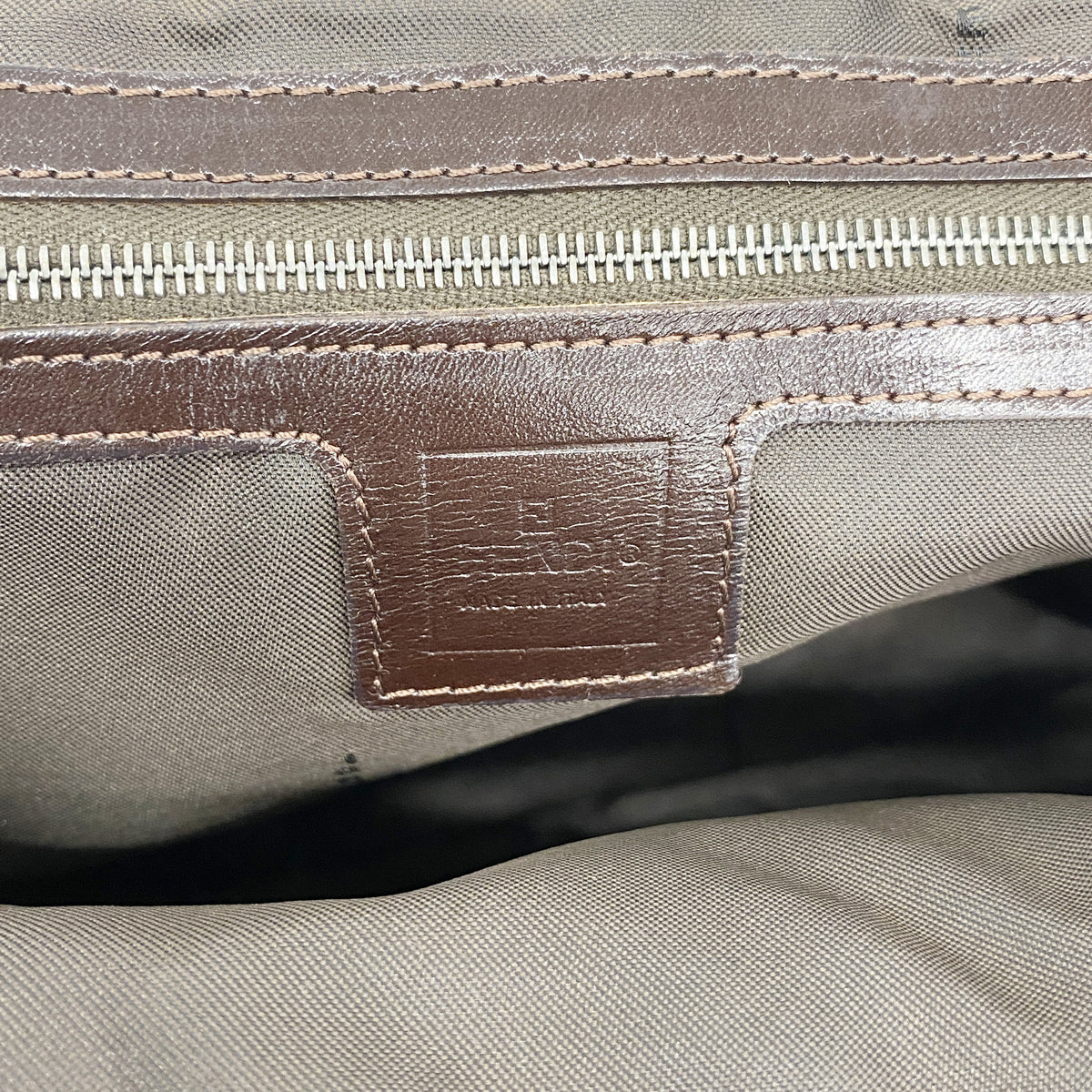 【6he5855】フェンディ ハンドバッグ ズッカ ナイロンキャンバス ブラウン シルバー金具【中古】レディース