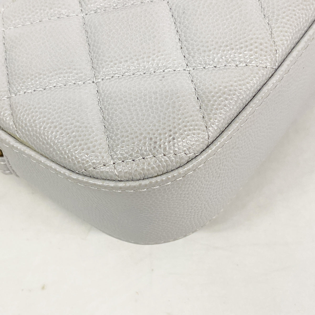 【6he5857】シャネル ショルダーバッグ マトラッセ チェーンショルダー キャビアスキン グレー シャンパンゴールド金具【中古】レディース