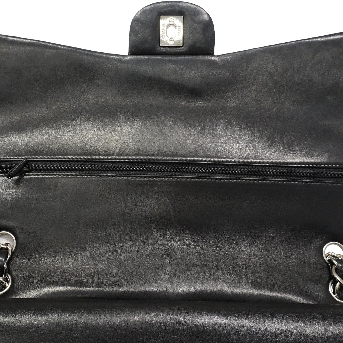 【6hf6324】シャネル ショルダーバッグ デカマトラッセ Wフラップ Wチェーン ラムスキン ブラック シルバー金具【中古】レディース