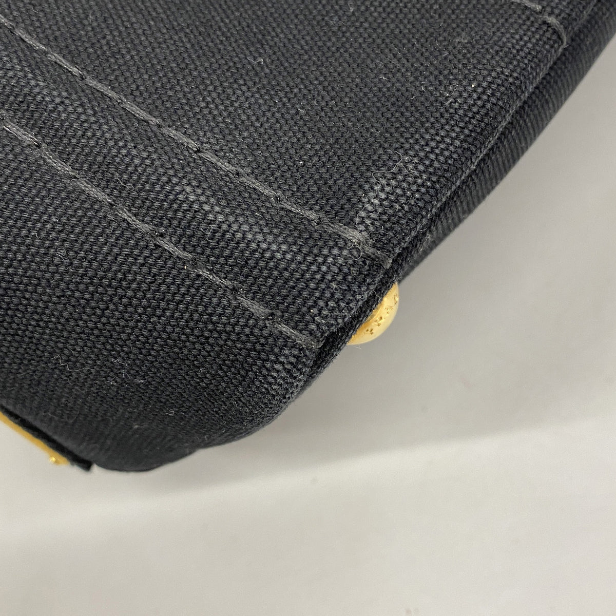 【6hf5909-k】プラダ ハンドバッグ カナパ キャンバス ブラック ゴールド金具 2wayバッグ【中古】レディース