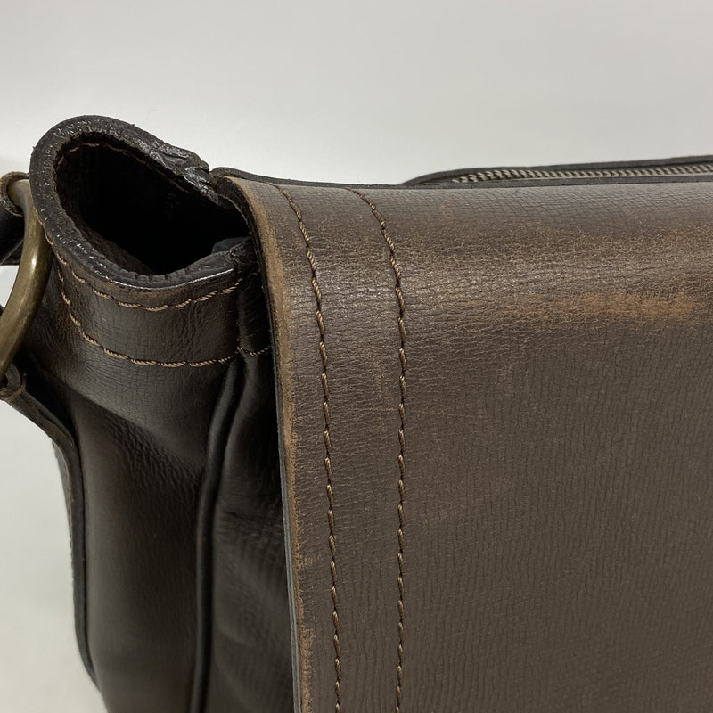 【6hf5921-k】ルイヴィトン ショルダーバッグ ユタ メッセンジャー M92071 カフェ【中古】メンズ