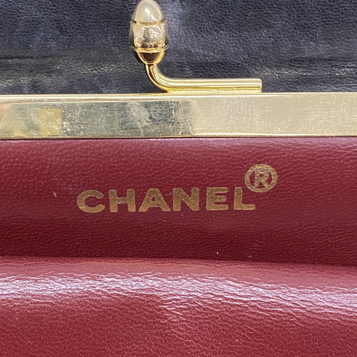 【6hf5927-k】シャネル ショルダーバッグ Vステッチ チェーンショルダー ラムスキン ブラック ゴールド金具【中古】レディース