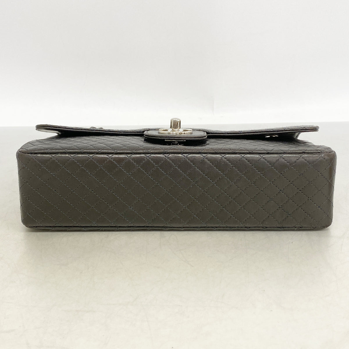 【6hf5928-k】シャネル ショルダーバッグ Wチェーン マイクロキルティング ラムスキン ブラック シルバー金具【中古】レディース