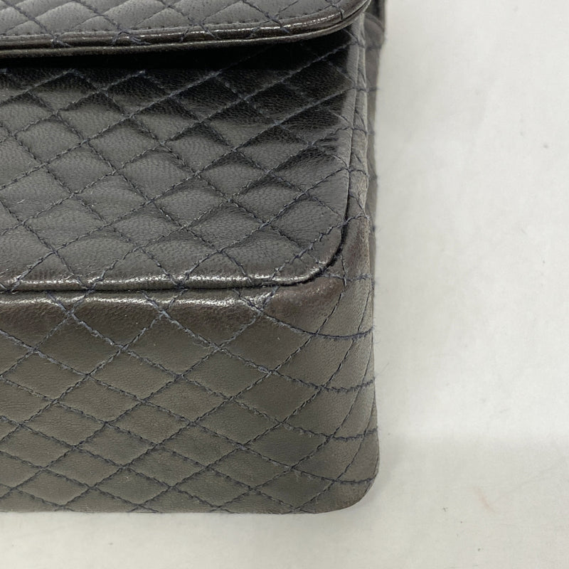 【6hf5928-k】シャネル ショルダーバッグ Wチェーン マイクロキルティング ラムスキン ブラック シルバー金具【中古】レディース