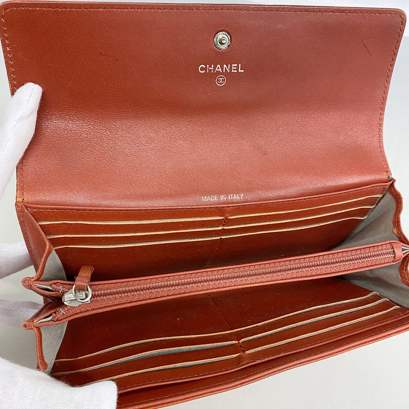 【6hf5930-k】シャネル 長財布 キャビアスキン レッド シルバー金具【中古】レディース