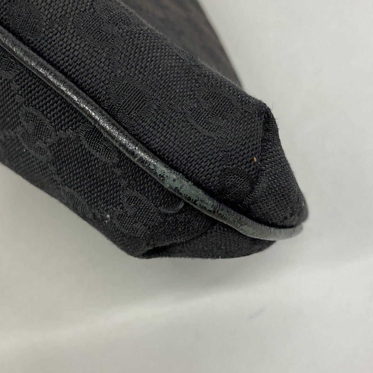 【6hf5947】グッチ ショルダーバッグ GGキャンバス 122791 キャンバス ブラック シルバー金具【中古】レディース
