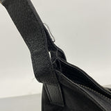【6hf5947】グッチ ショルダーバッグ GGキャンバス 122791 キャンバス ブラック シルバー金具【中古】レディース