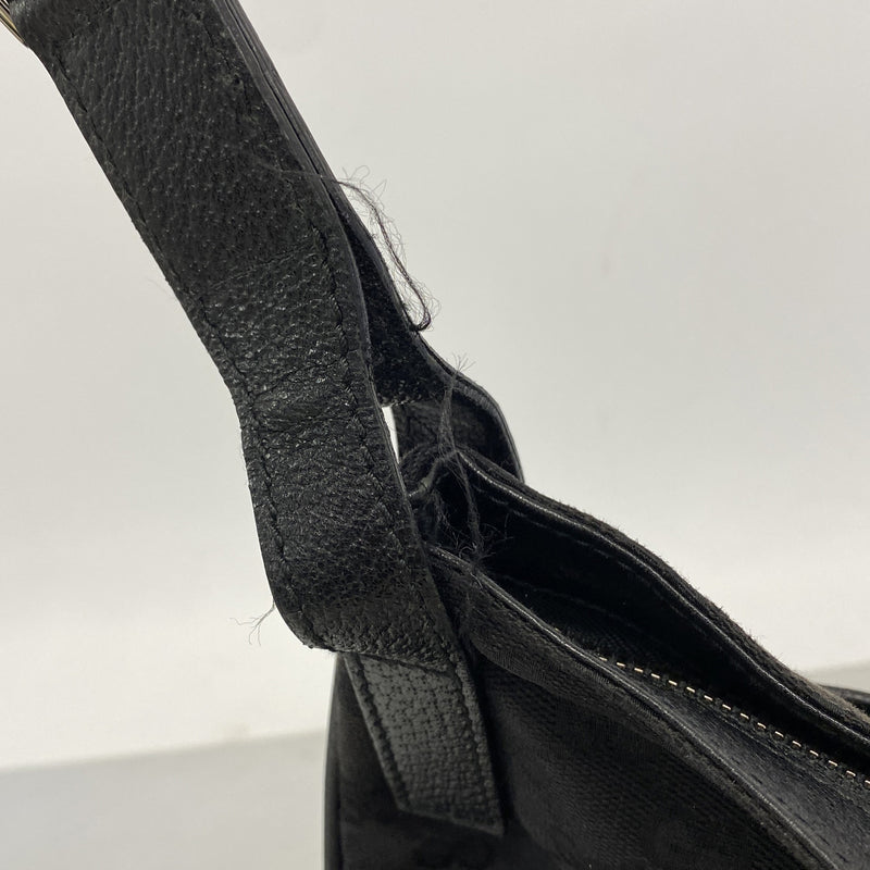 【6hf5947】グッチ ショルダーバッグ GGキャンバス 122791 キャンバス ブラック シルバー金具【中古】レディース