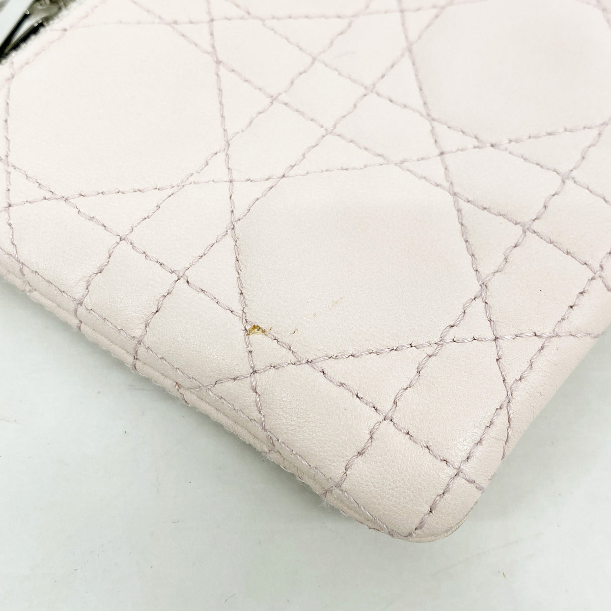 【6hf5986】クリスチャンディオール ポーチ カナージュ レザー ピンク シルバー金具【中古】レディース