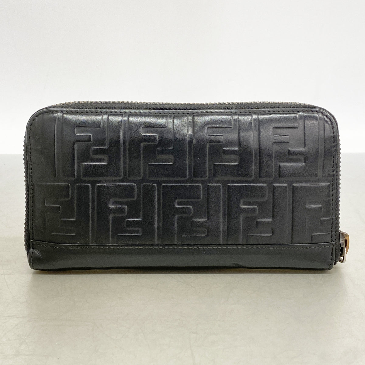 【6hf6006】フェンディ 長財布 ズッカ レザー ブラック シルバー金具【中古】メンズ