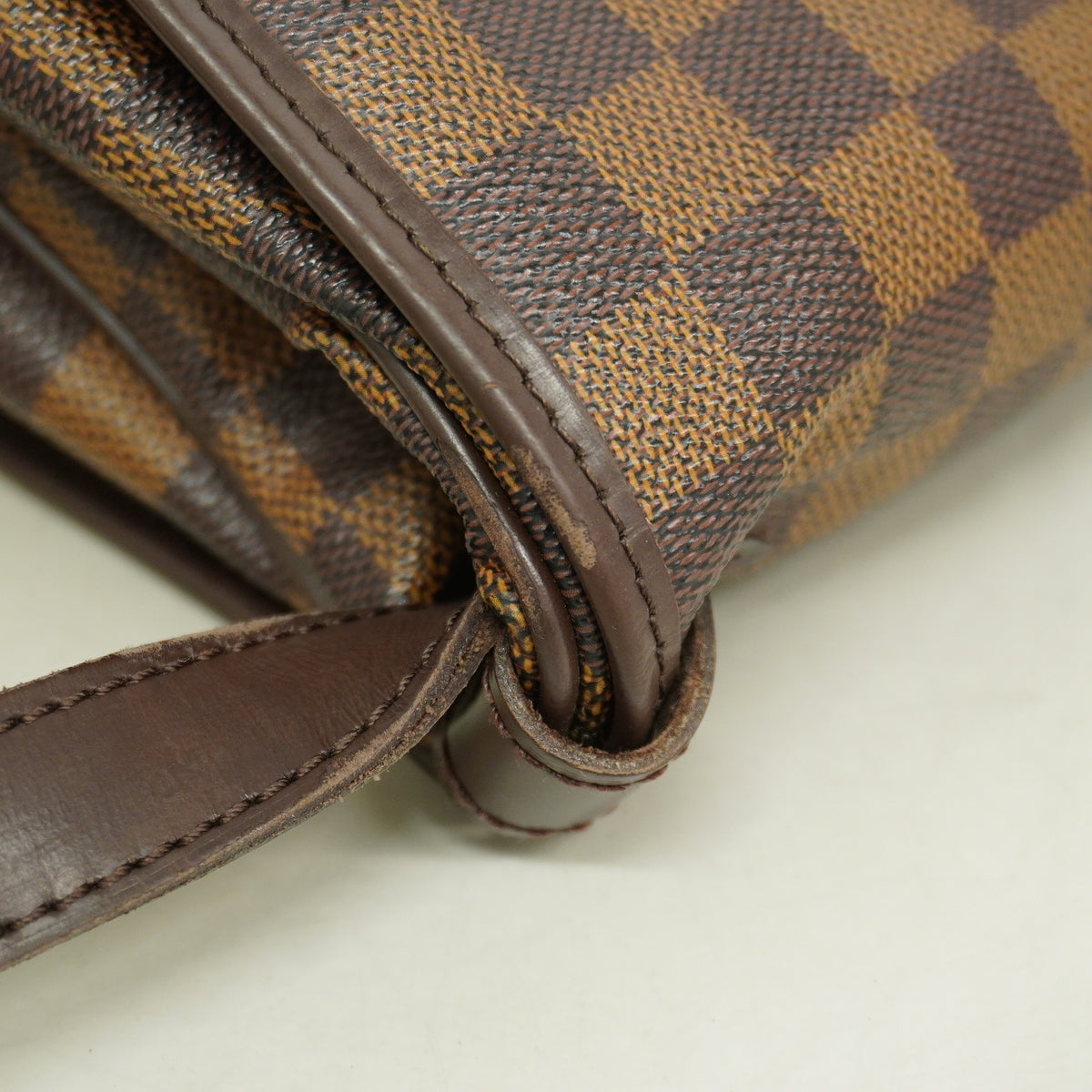 【6hf6035】ルイヴィトン ショルダーバッグ ダミエ ソミュール30 N48081 エベヌ SPO【中古】レディース