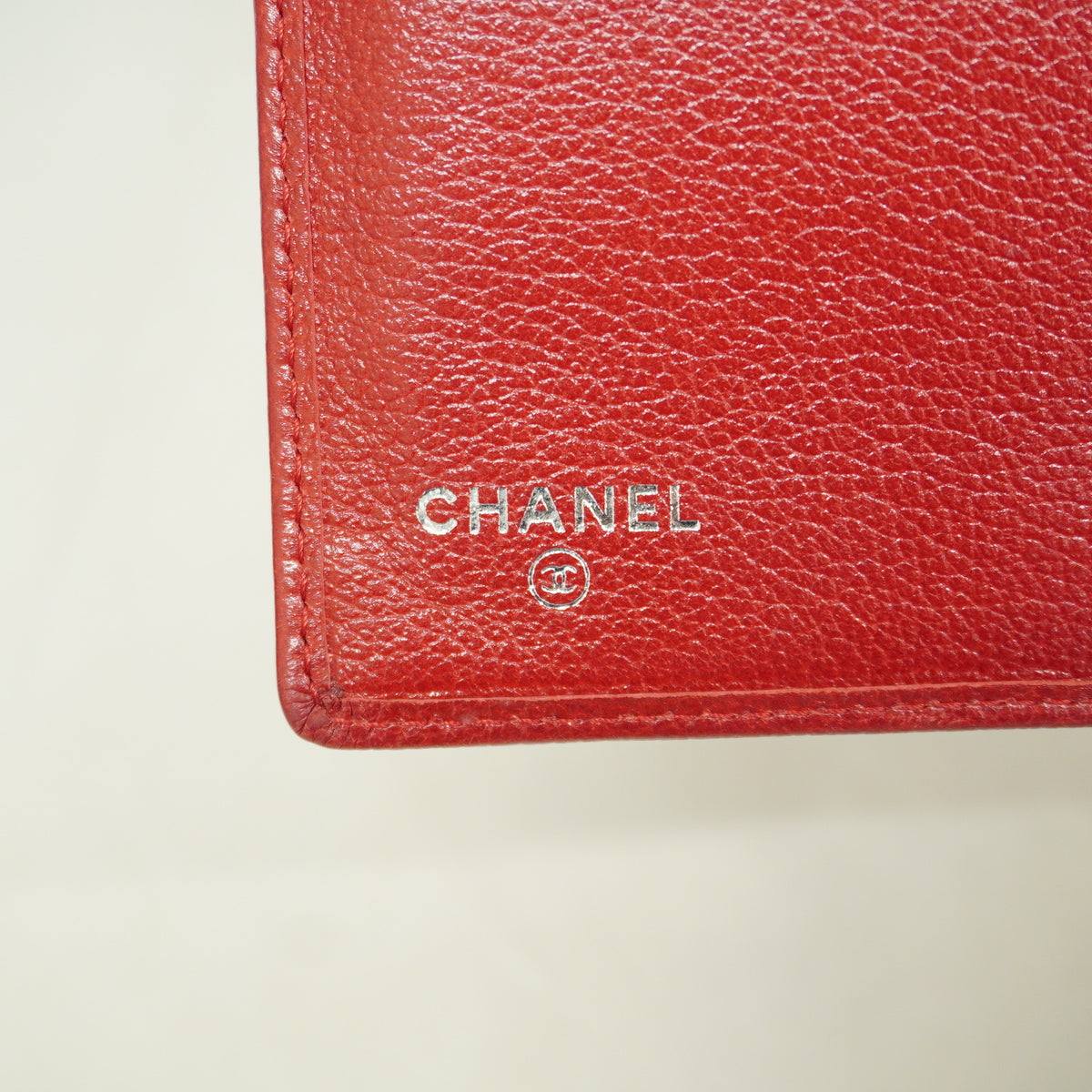 【6hf6043】シャネル 長財布 カメリア レザー レッド シルバー金具【中古】レディース
