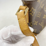 【6hf6062】ルイヴィトン ショルダーバッグ モノグラム トロター M51240 ブラウン【中古】レディース