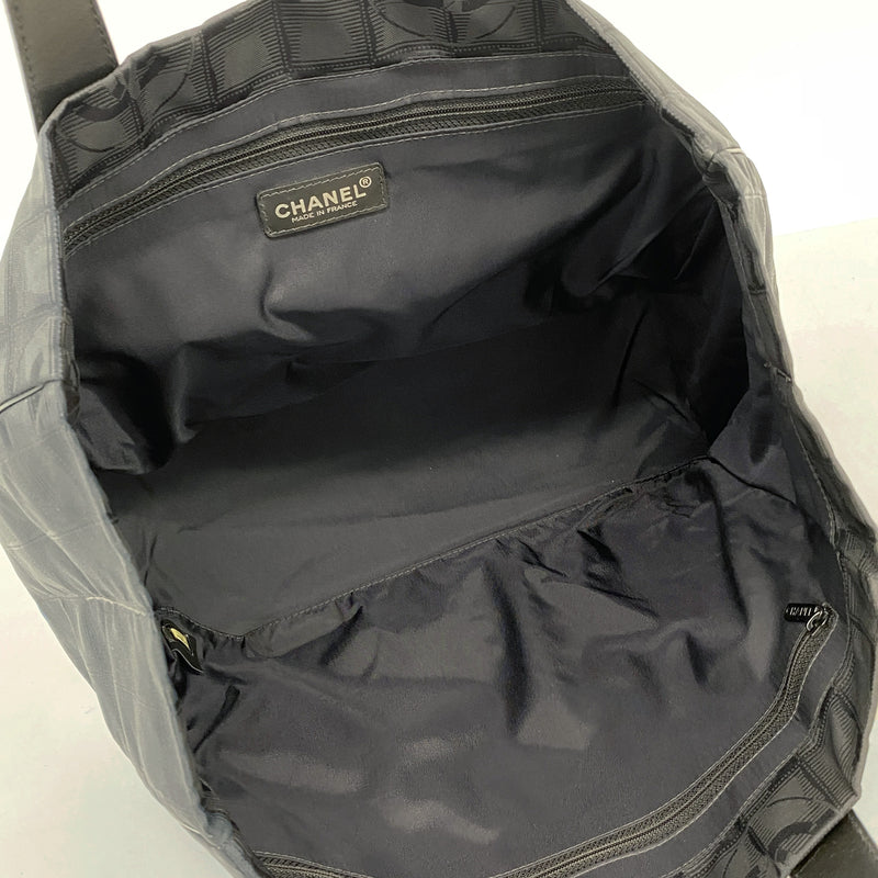 【6hf6066】シャネル トートバッグ ニュートラベル ナイロン ブラック【中古】レディース