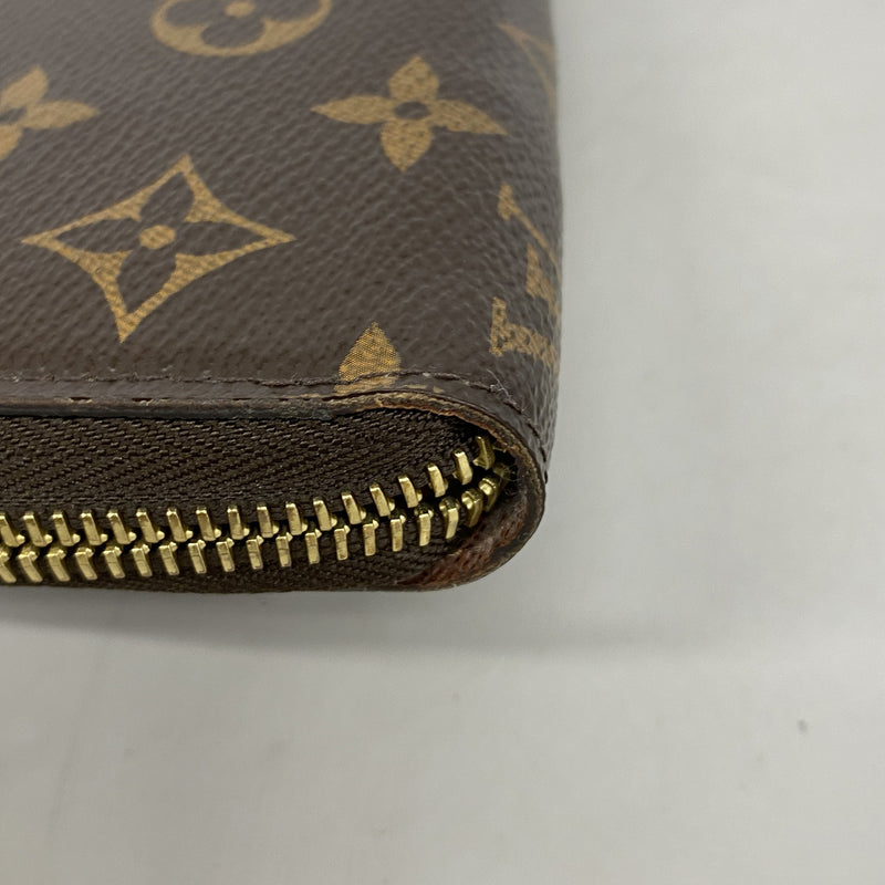 【6hf6097】ルイヴィトン 長財布 モノグラム ジッピーウォレット M42616 ブラウン【中古】レディース