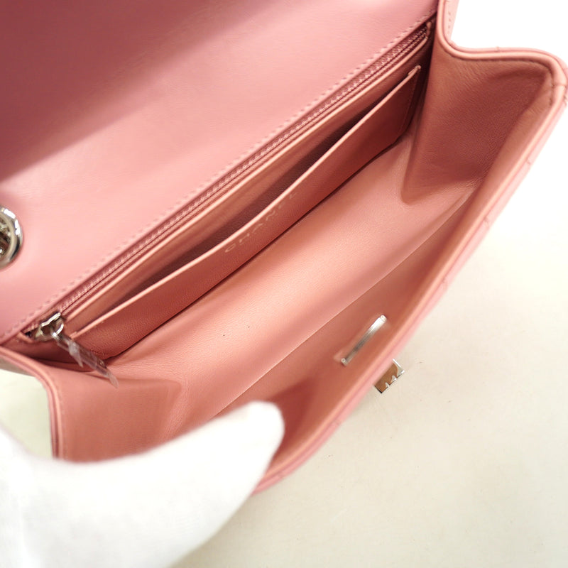 【6hf6114】シャネル ショルダーバッグ Vステッチ Wチェーン 2.55 レザー ピンク シルバー金具【中古】レディース