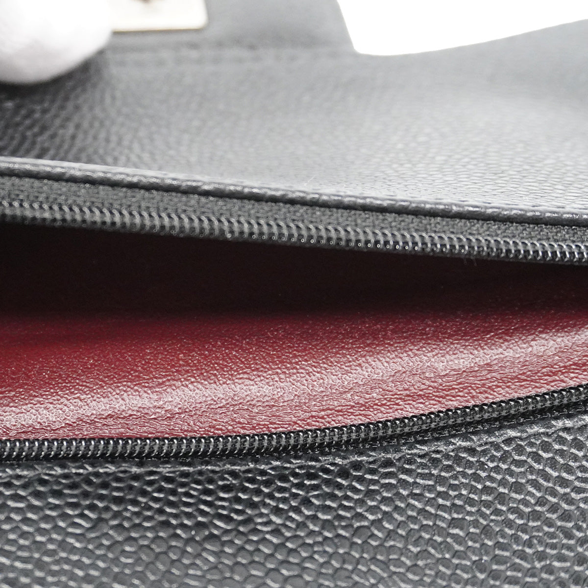 【6hf6120】シャネル ショルダーバッグ デカマトラッセ Wフラップ Wチェーン キャビアスキン ブラック シルバー金具【中古】レディース