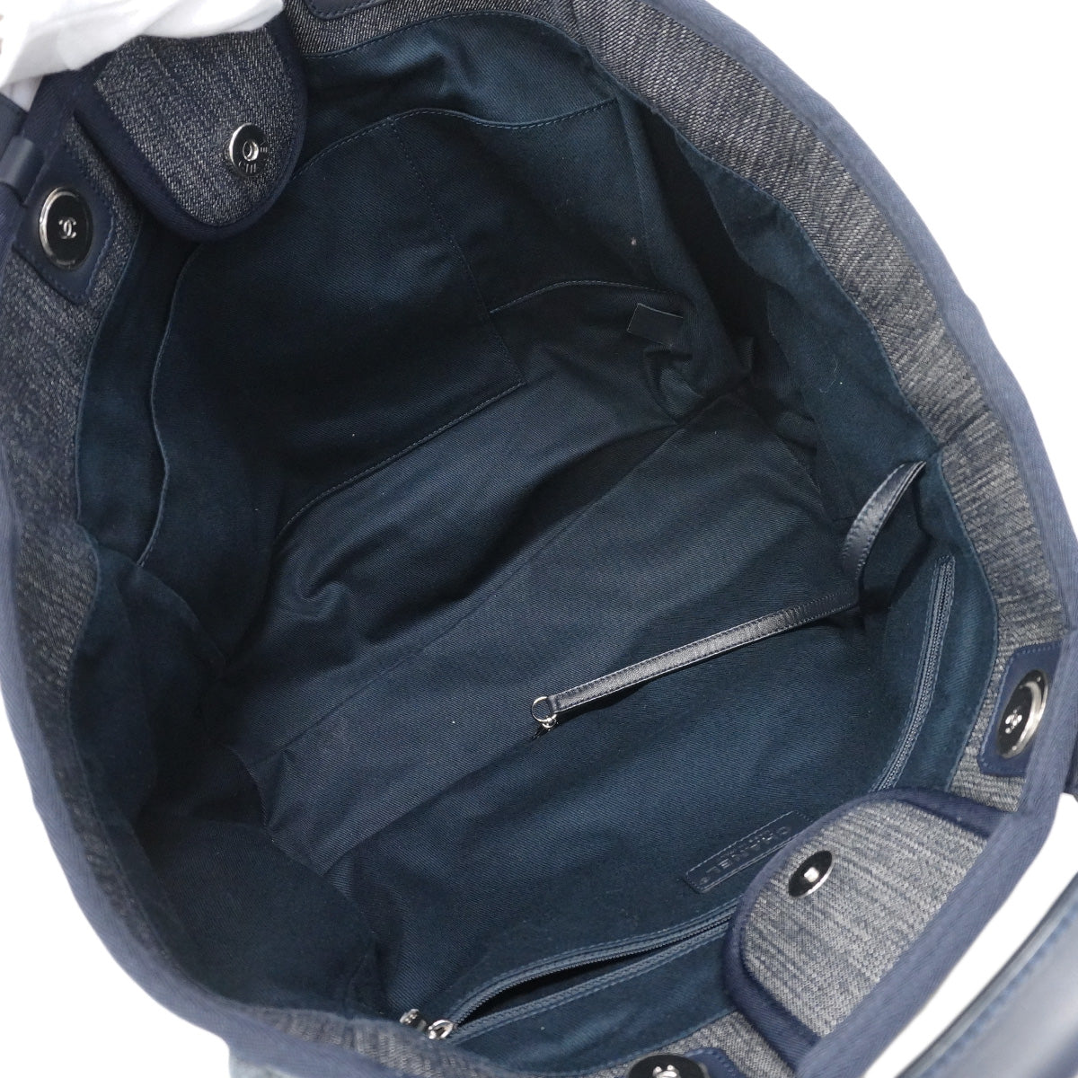 【6hf6129】シャネル チェーントート ドーヴィル デニム ネイビー シルバー金具 2wayバッグ【中古】レディース