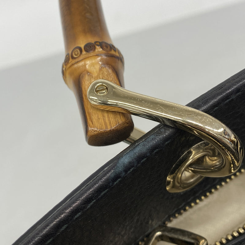 【6hf6157】グッチ トートバッグ GGブルームス バンブー 323658 キャンバス ブラック マルチカラー シャンパンゴールド金具 2wayバッグ【中古】レディース