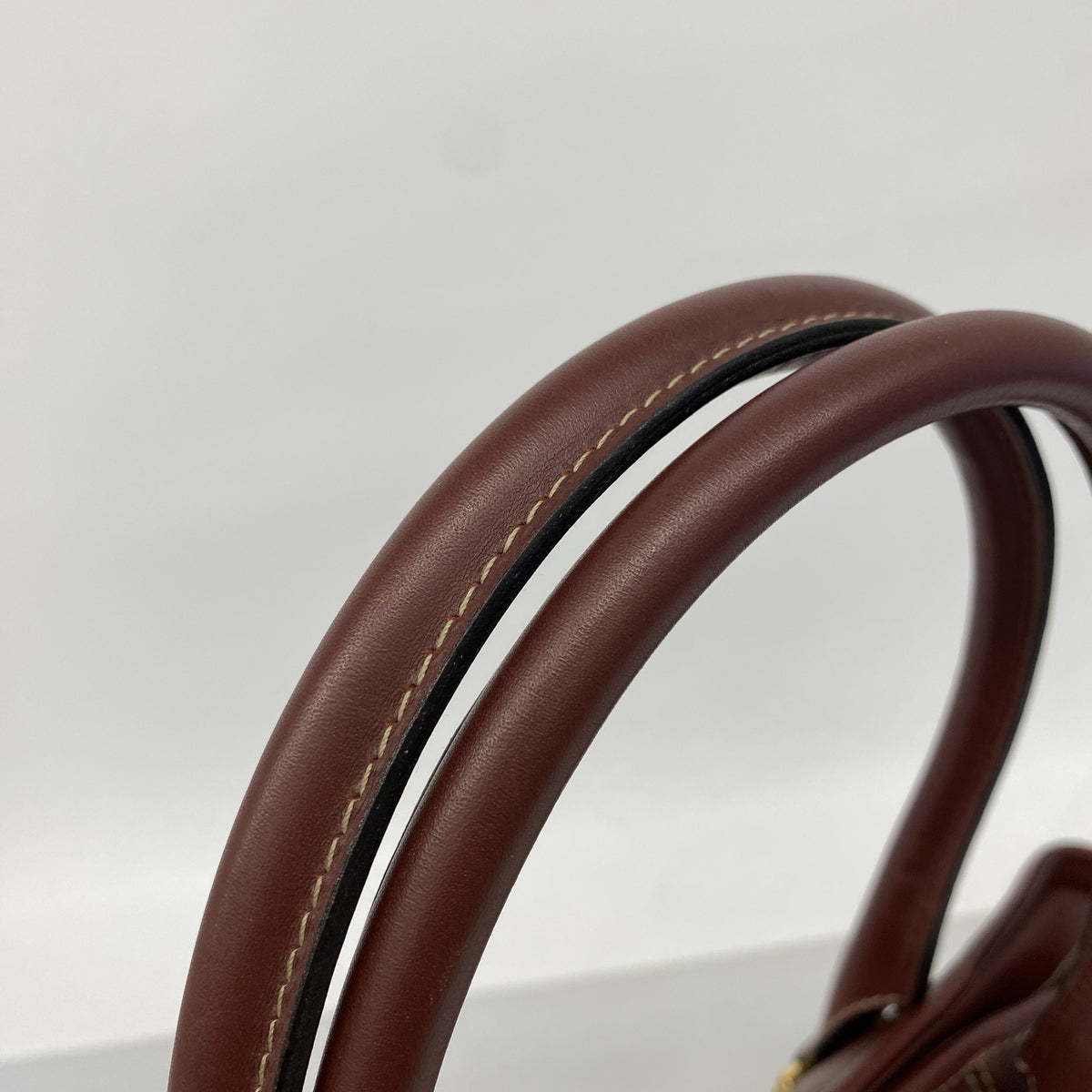 【6hf6158】カルティエ ハンドバッグ マスト レザー ボルドー ゴールド金具【中古】レディース