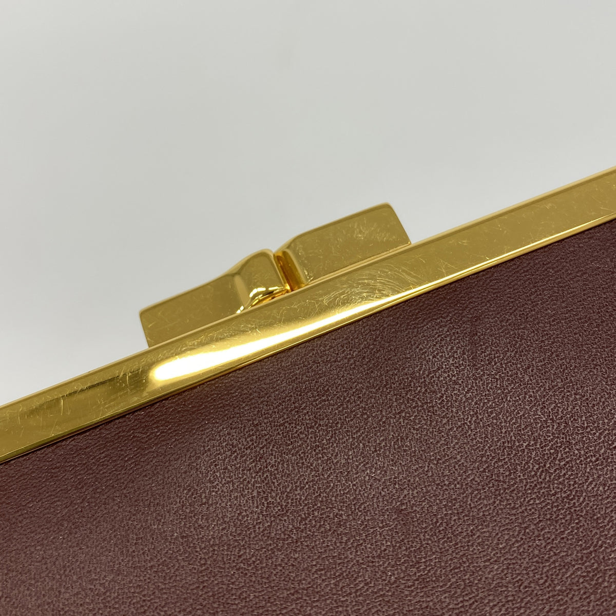 【6hf6163】カルティエ 三つ折り財布 マスト レザー ボルドー ゴールド金具【中古】レディース