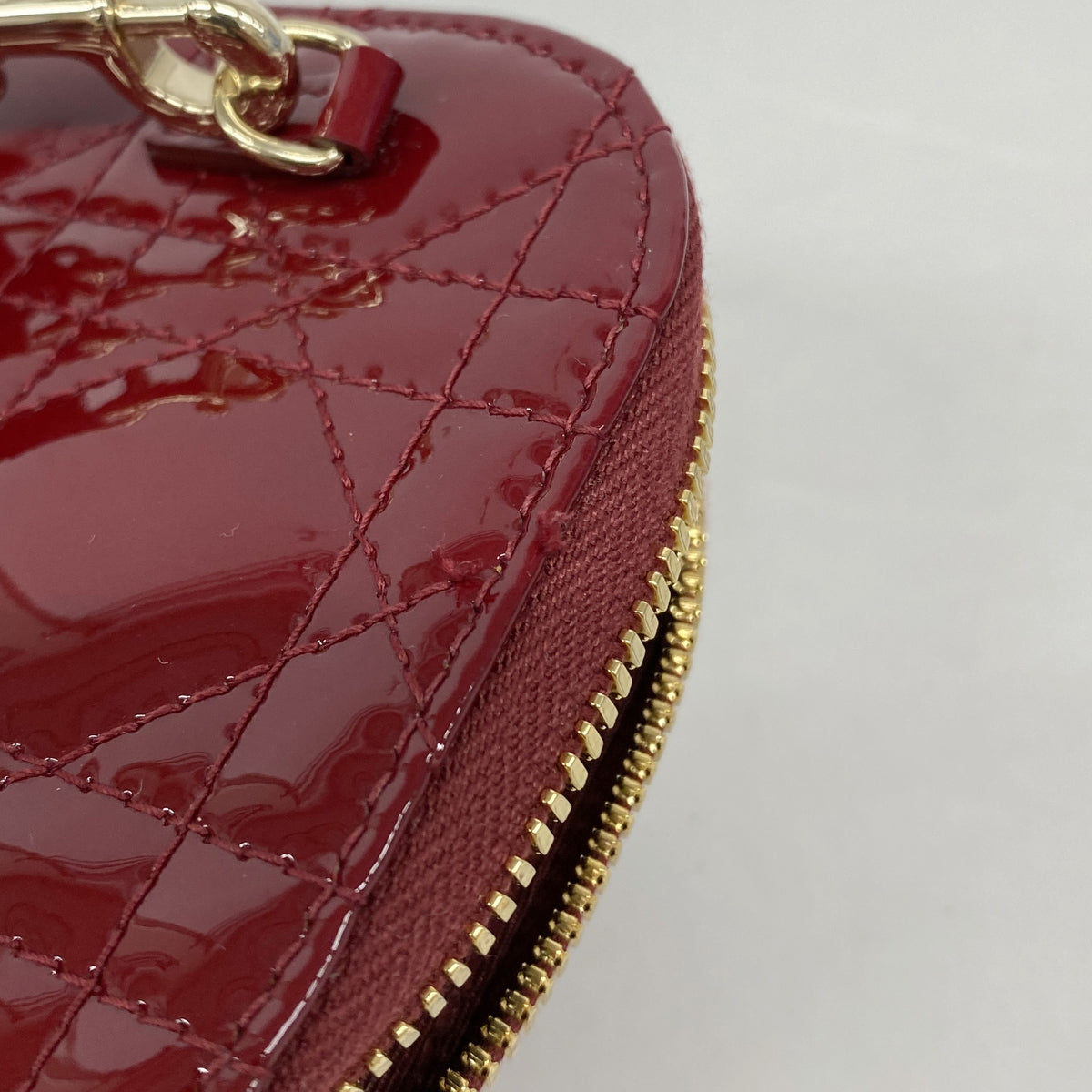 【6hf6165】クリスチャンディオール ハンドバッグ カナージュ エナメル ボルドー ゴールド金具 2wayバッグ【中古】レディース